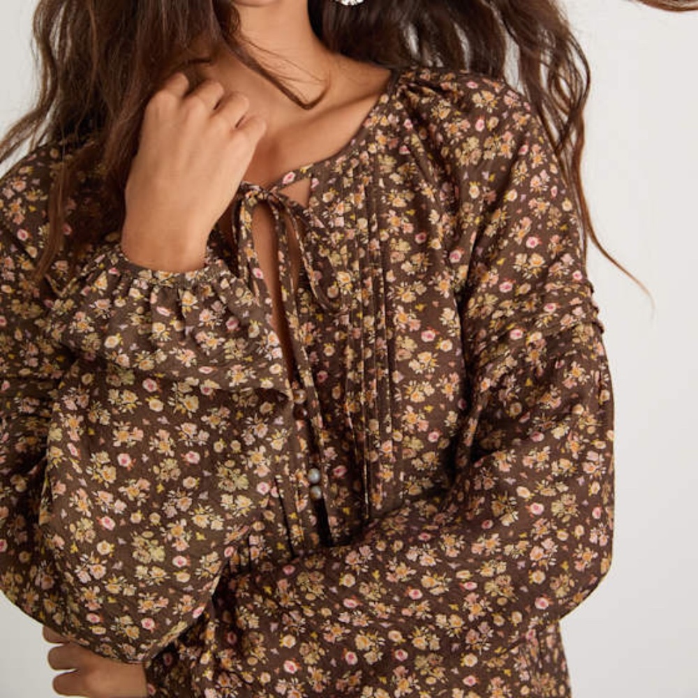 Lulus Noahlyn Brown Floral Pleated Long Sleeve Blouse - Size S
